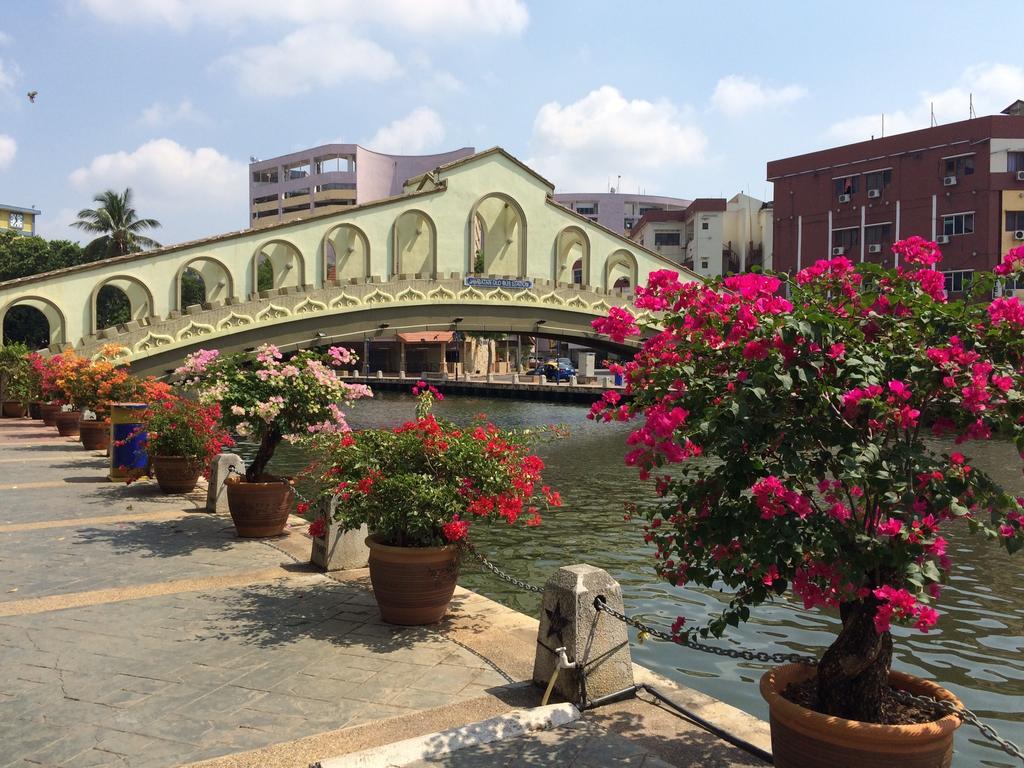 Olive Flashpackers, Melaka Esterno foto